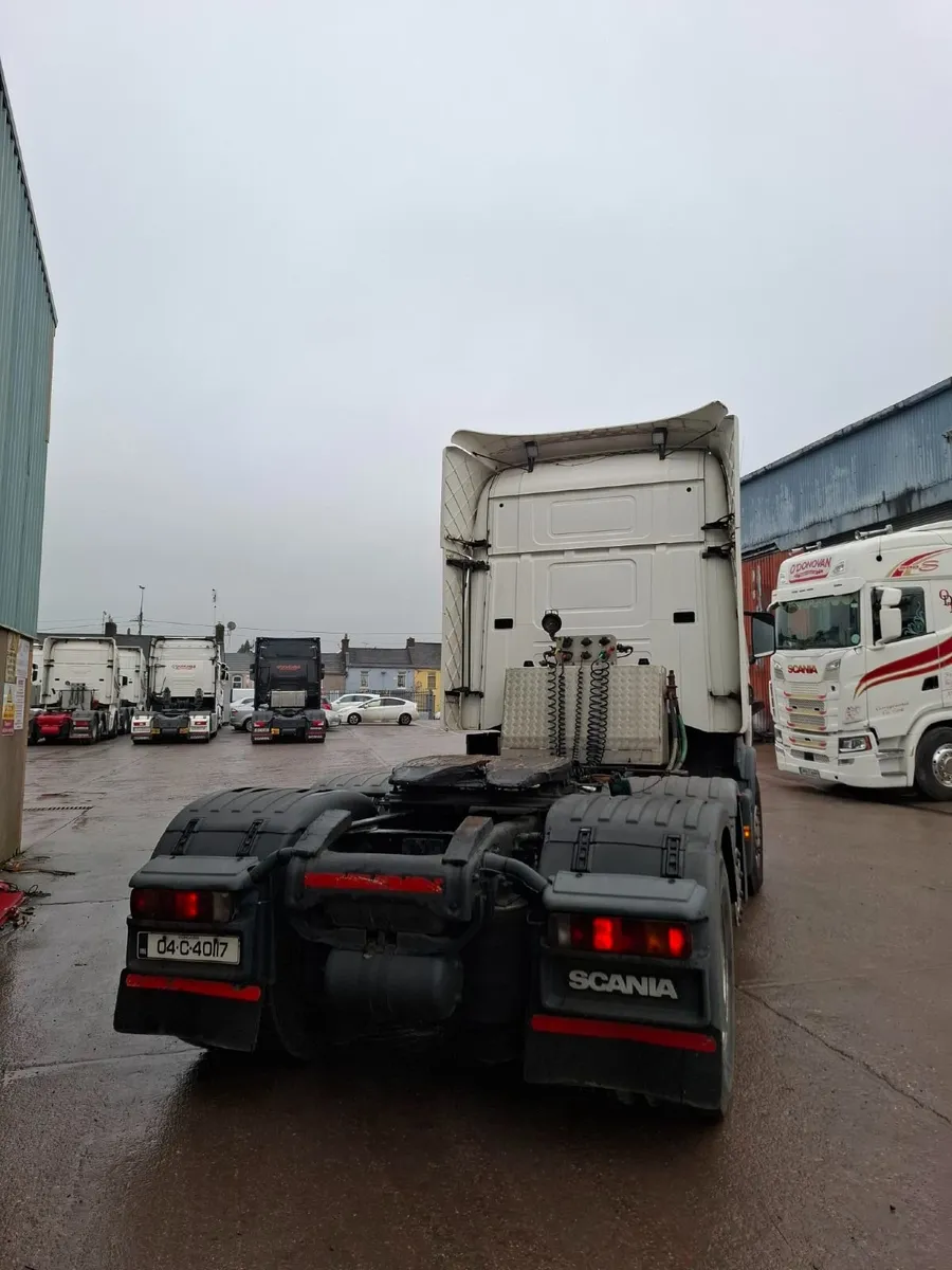 Scania 124 2004 - Image 2