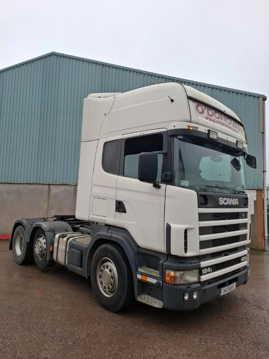 Scania 124 2004 - Image 1