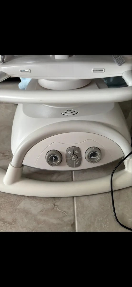 Joie swing & rocker - Image 2