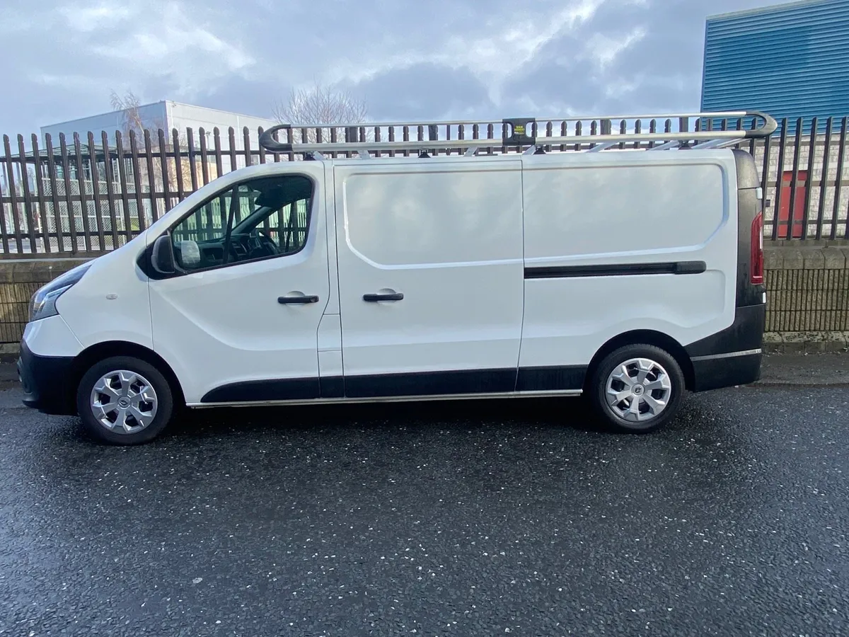 Renault Trafic 2021 LWB 2.0 120HP - Image 4