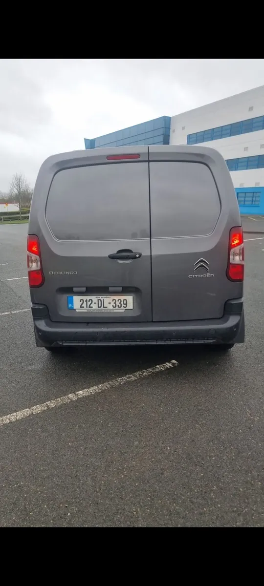 Citroen Berlingo 2021 - Image 2