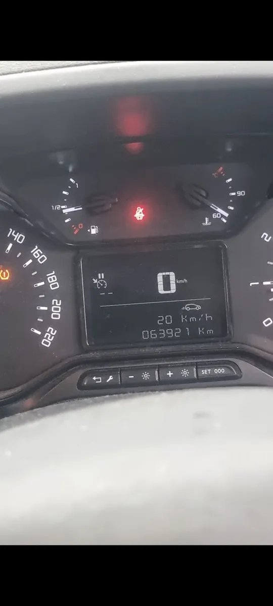 Citroen Berlingo 2021 - Image 3