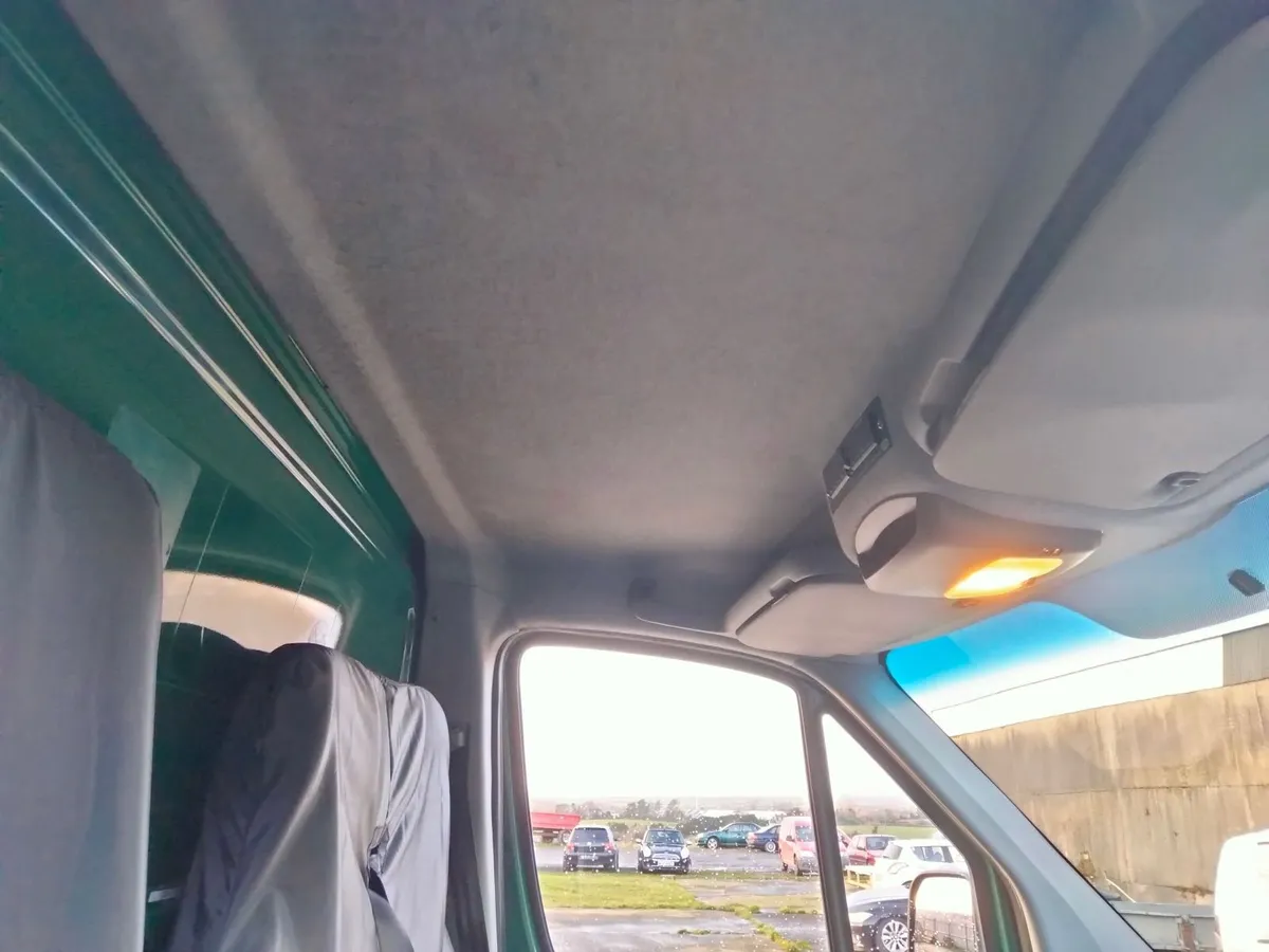 Mercedes-Benz Sprinter 2018  Recovery Automatic - Image 4