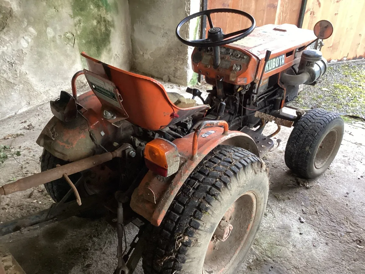 Kubota mini tractor - Image 3