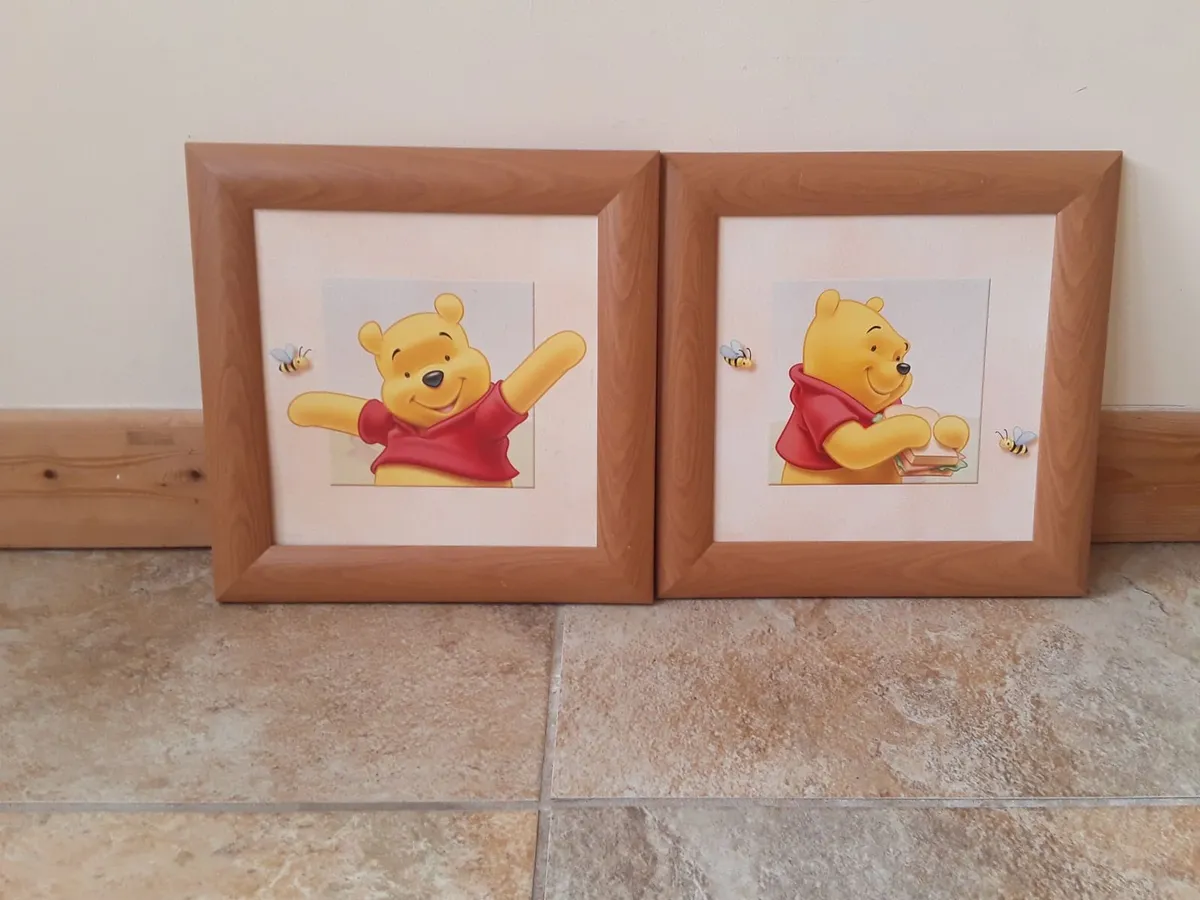 2  lovely matching pictures Winnie the Pooh - Image 2