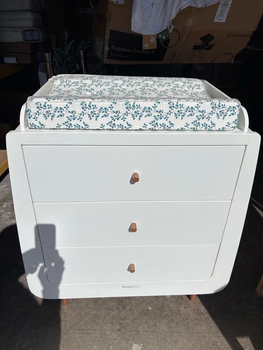 Ex display cots, changing tables, wardrobe - Image 1