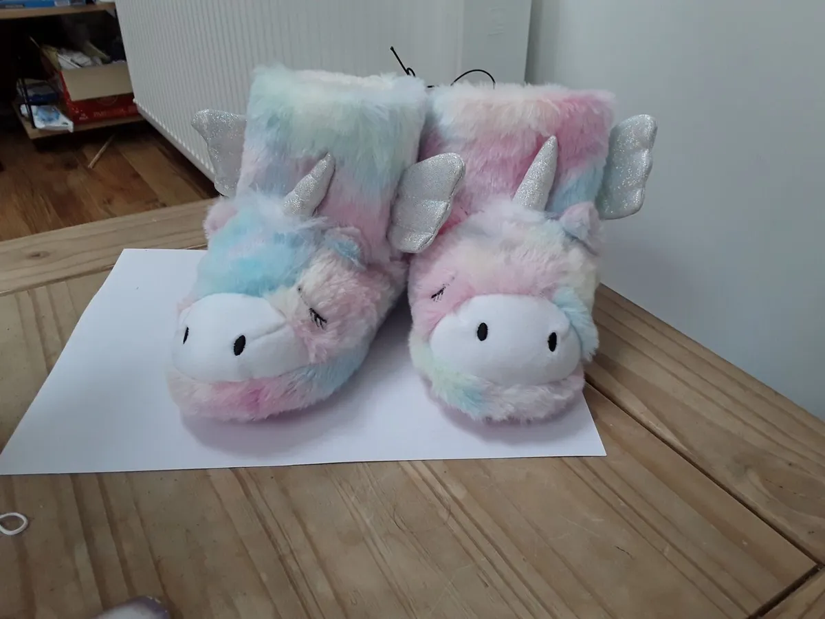 Brand new baby slippers - Image 2