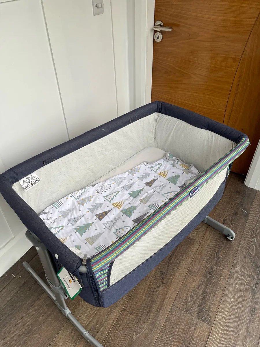 Chicco next2me crib - Image 3
