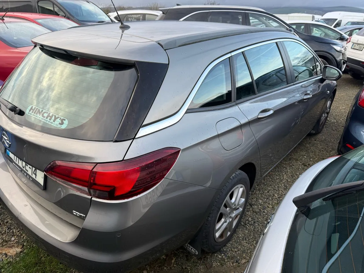 2017 opel Astra diesel - Image 4