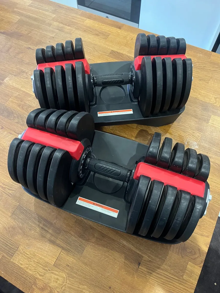 2x 40kg Adjustable Dumbbels with Dumb bell holders - Image 1