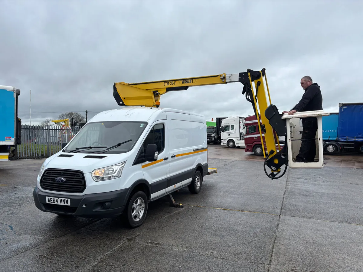 2015 transit 3.5 ton cherry picker 13 meter hoist - Image 1