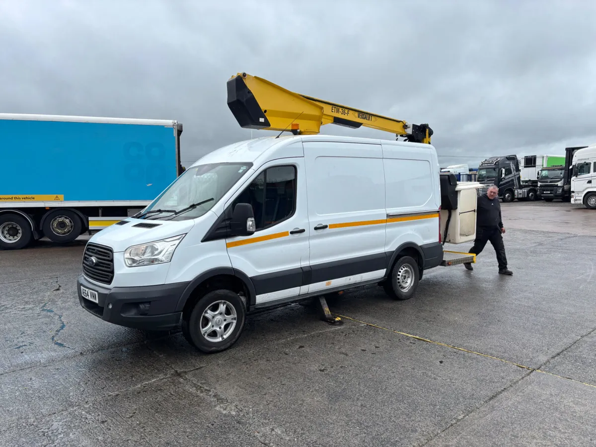2015 transit 3.5 ton cherry picker 13 meter hoist - Image 2