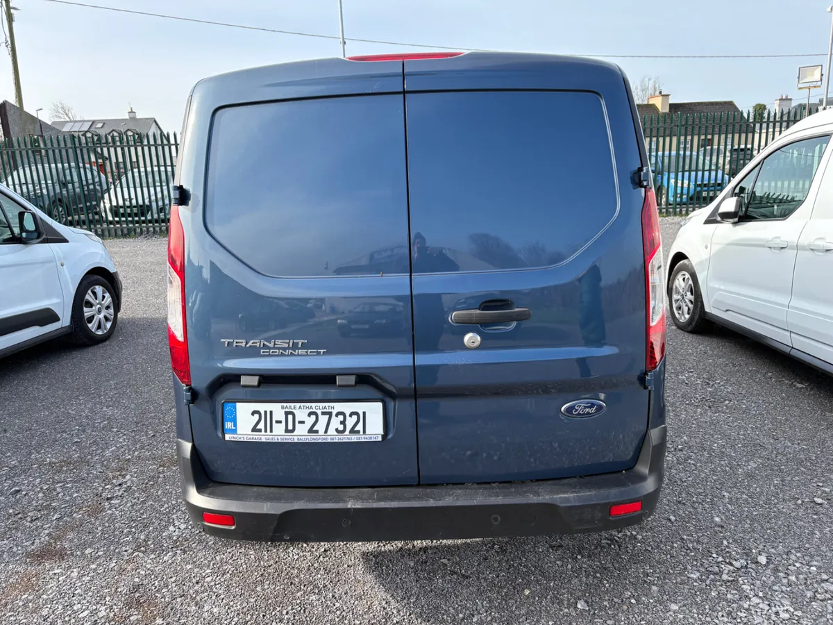 Ford Transit Connect. 211.  L W B. - Image 2