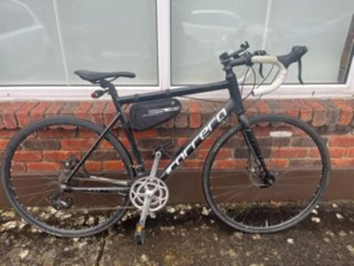 Carrera Road Bike + Full Accessory Kit - Image 2