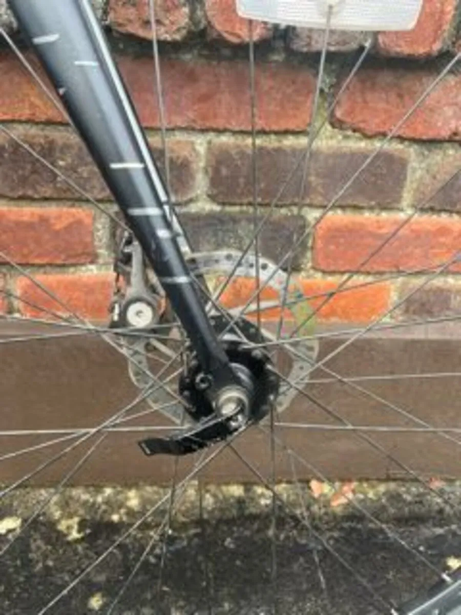 Carrera Road Bike + Full Accessory Kit - Image 4