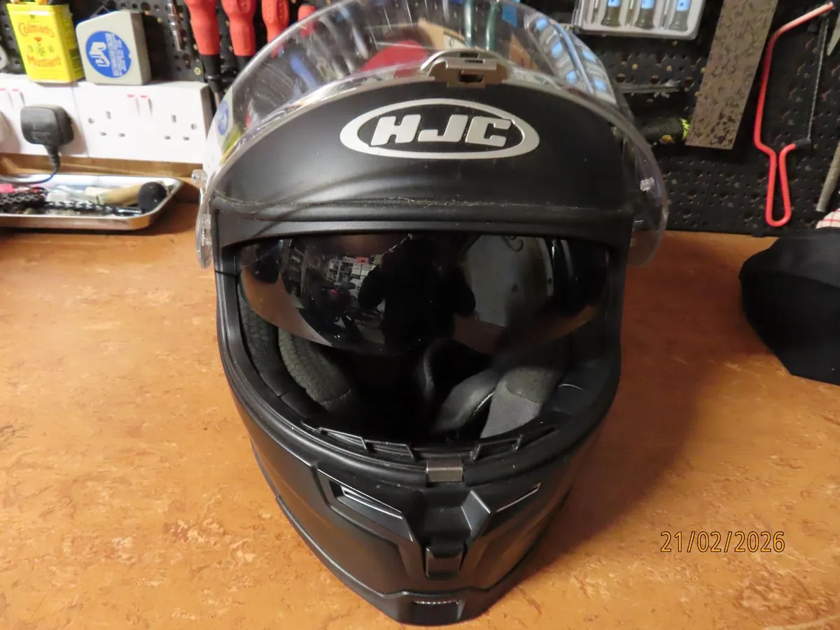 Motorcycle Helmets - Image 2