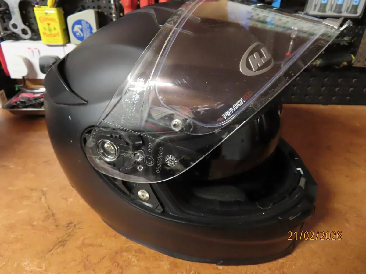 Motorcycle Helmets - Image 3