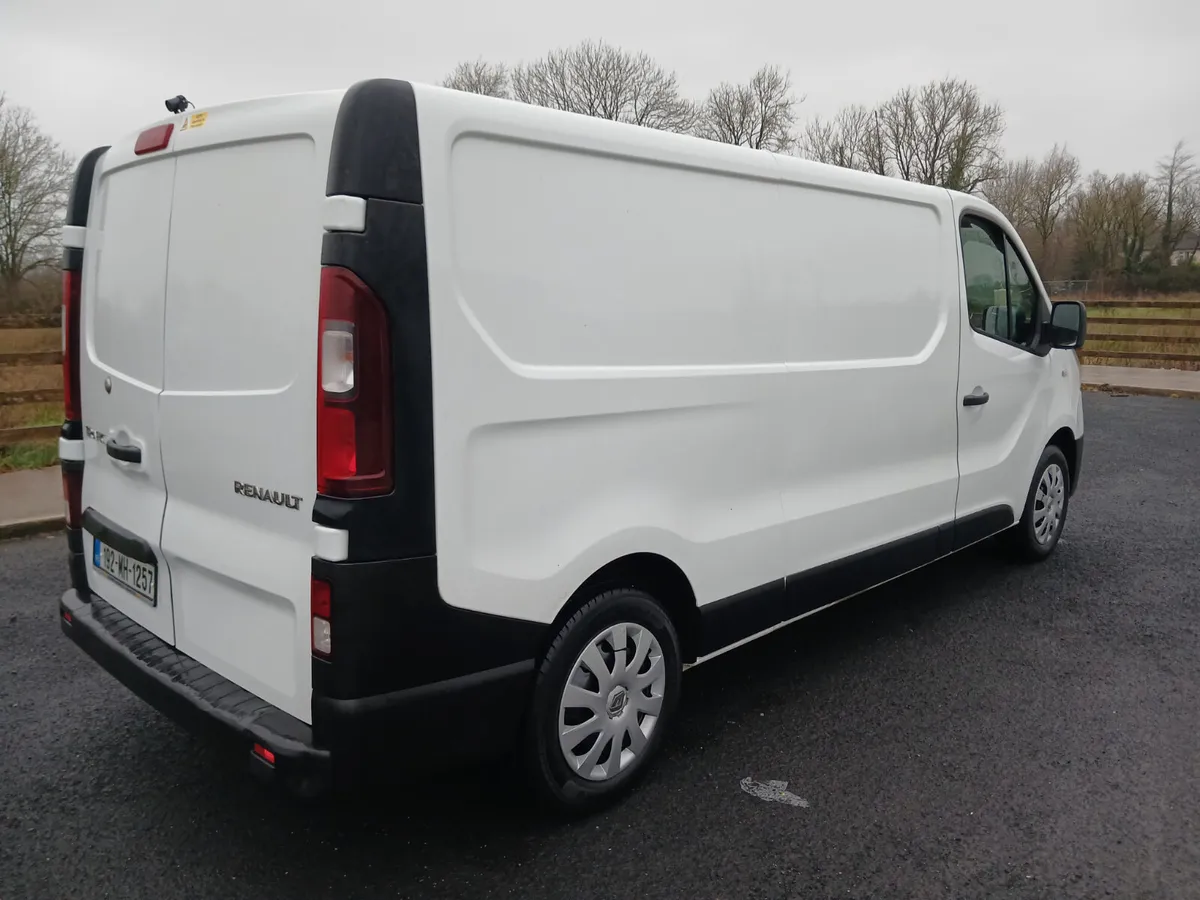 RENAULT TRAFIC   2.0 CDTI LWB VAN - Image 3