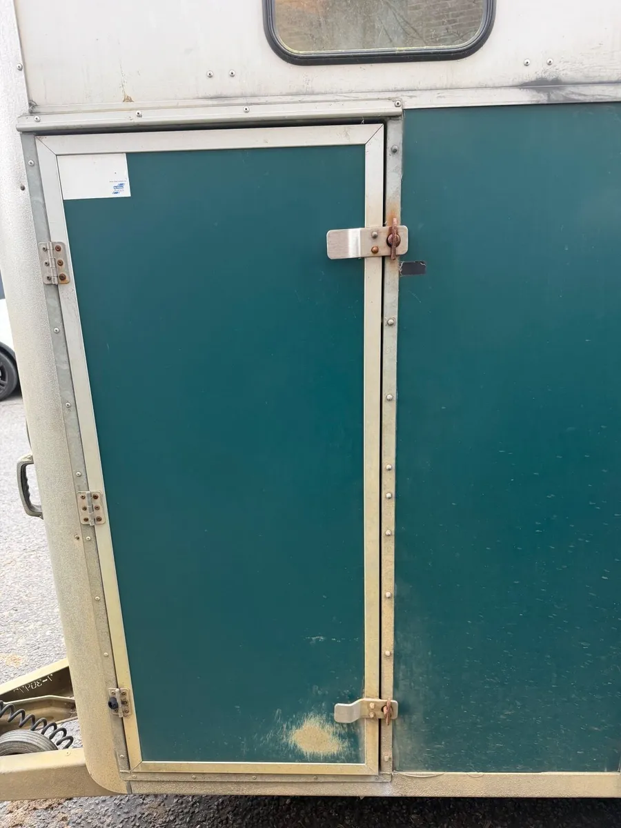 Ifor Williams 510 horse box - Image 2