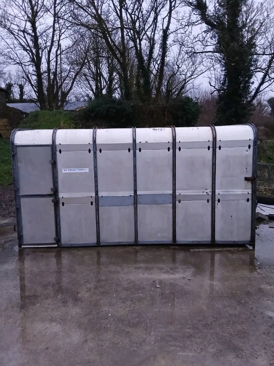Ifor Williams trailer top/ body 12ft x 6ft 6 - Image 2