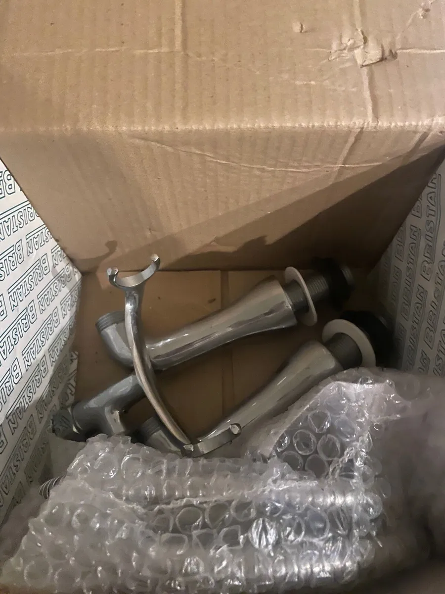 Art Deco Chrome plated mixer shower - Image 3