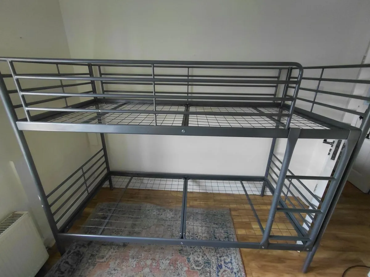 IKEA SVÄRTA Metal Bunk Bed Excellent  Condition - Image 4