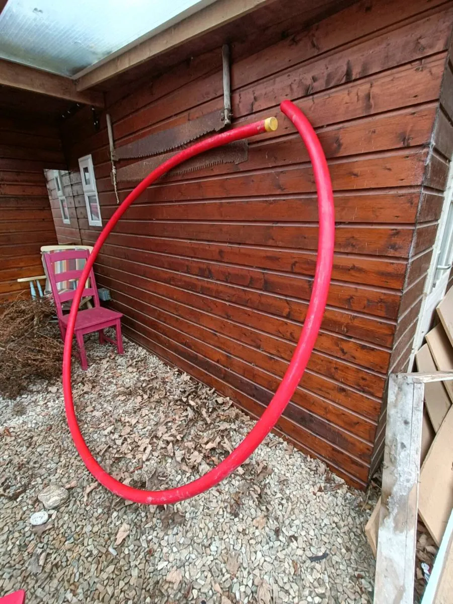 Red ducting pipe - Image 2