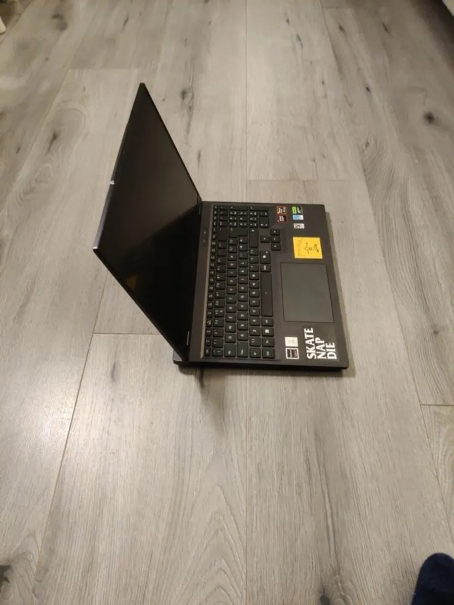 PC specialist gaming laptop - Image 3