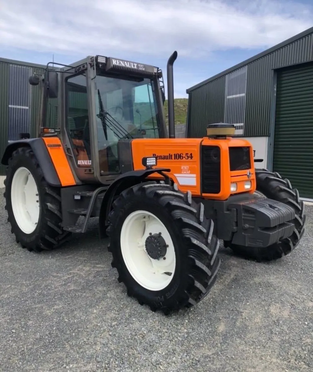 Loader for Renault 106 - Image 1