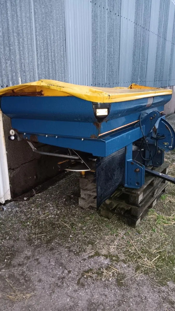 Bogballe fertiliser spreader - Image 4
