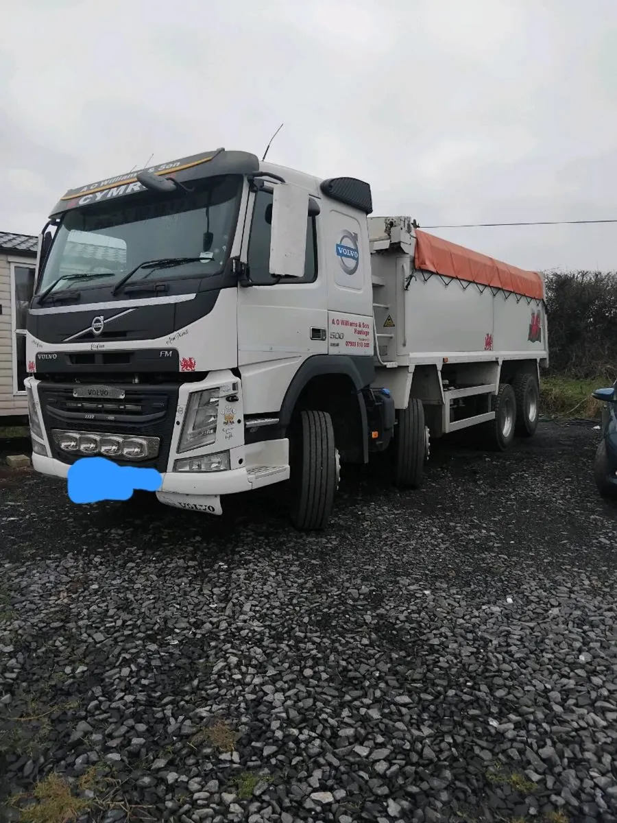 Volvo fm500 tipper - Image 1