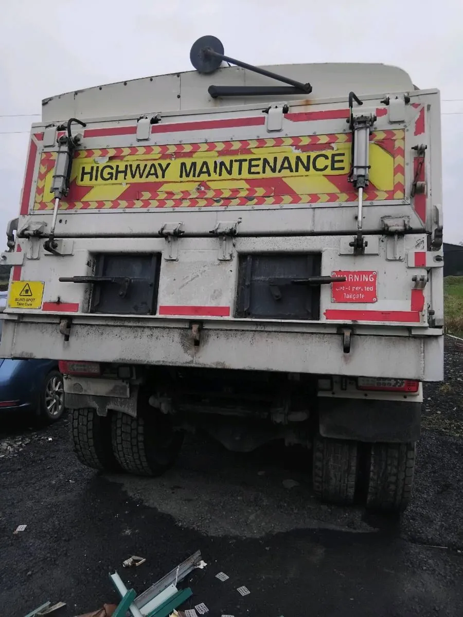 Volvo fm500 tipper - Image 2