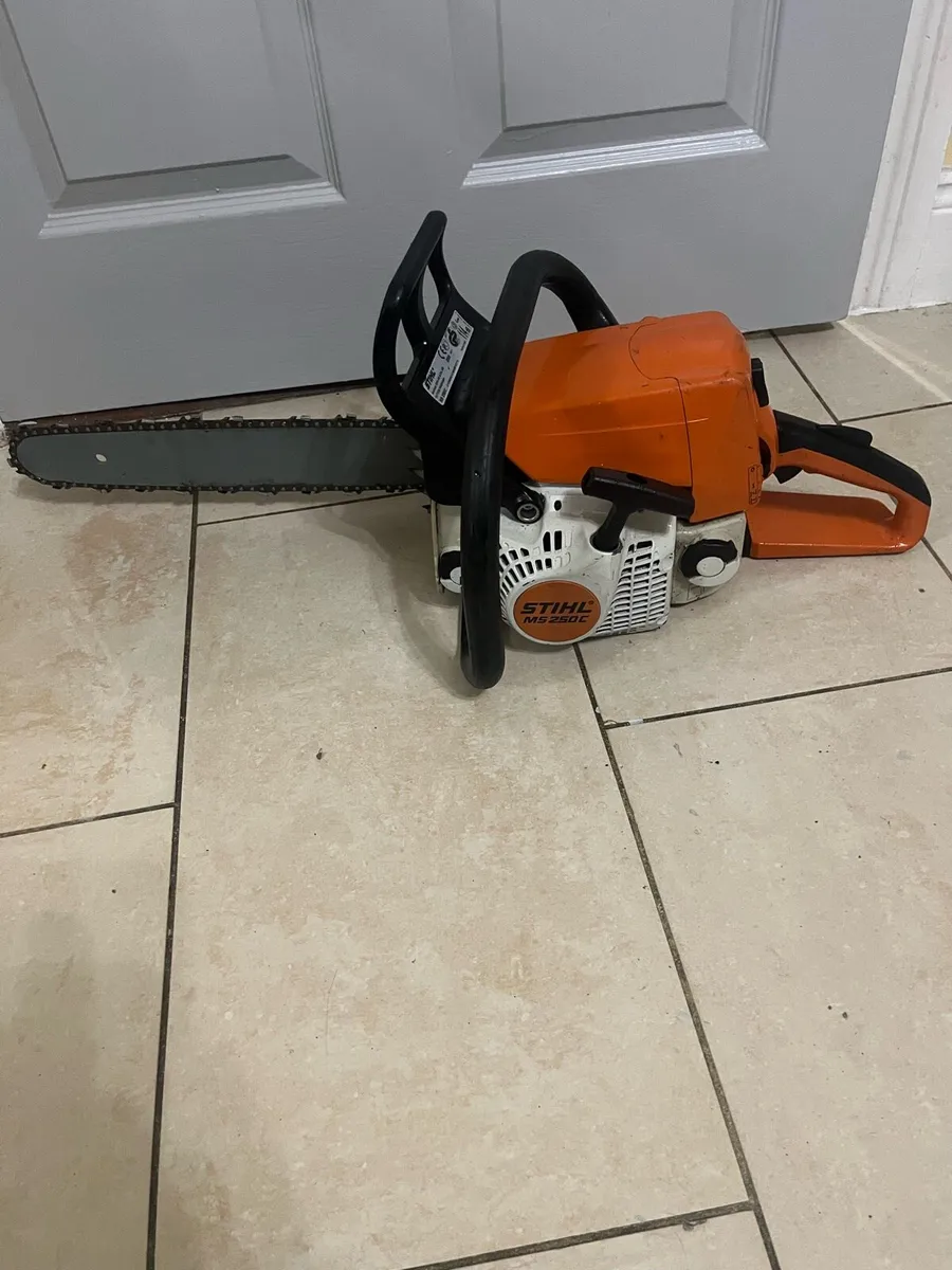 Chainsaw Stihl - Image 1