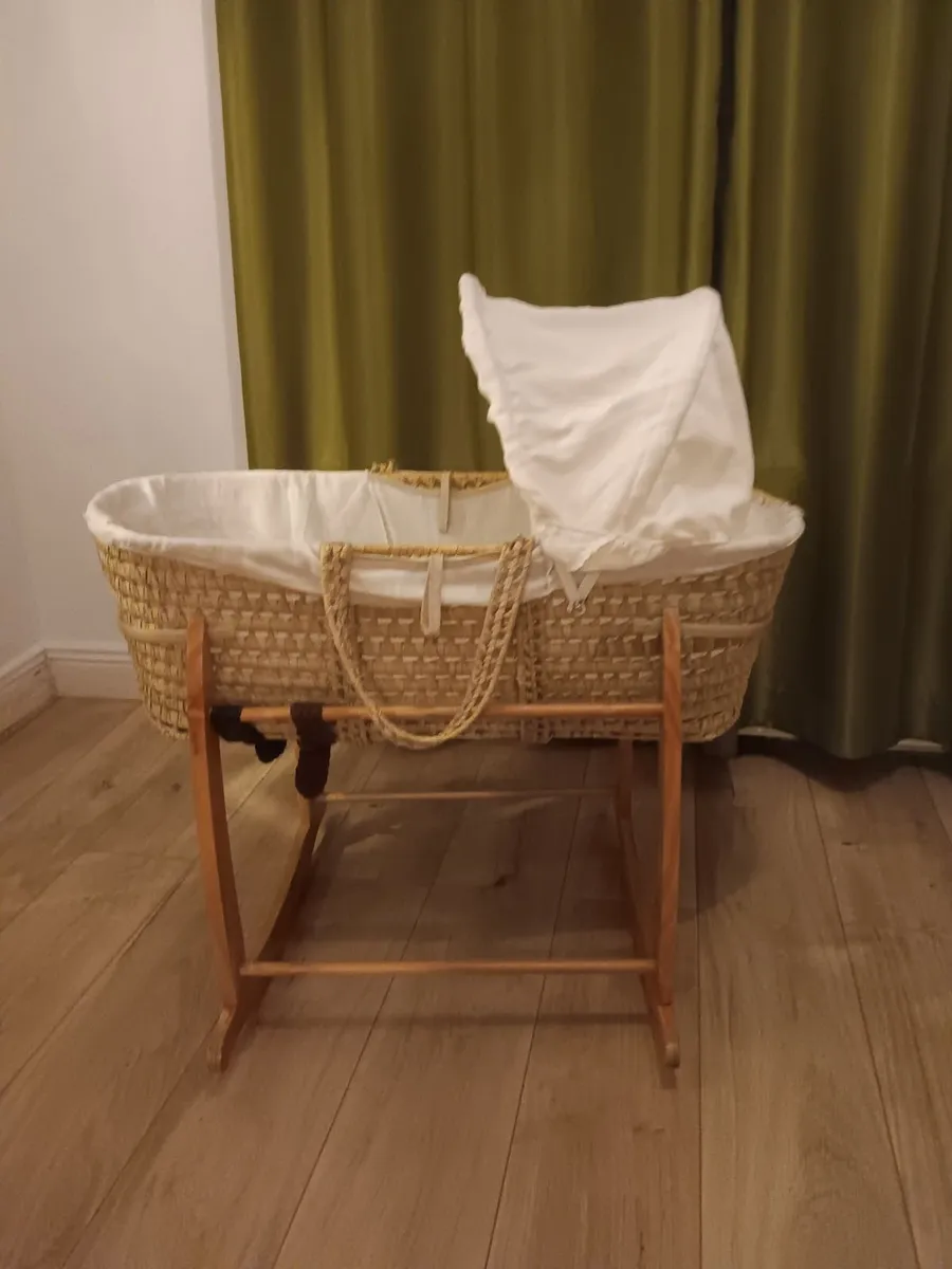 Moses basket - Image 1