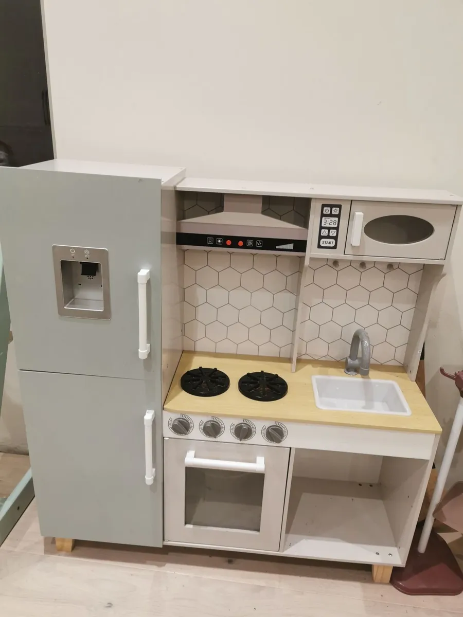 Kids play kitchen