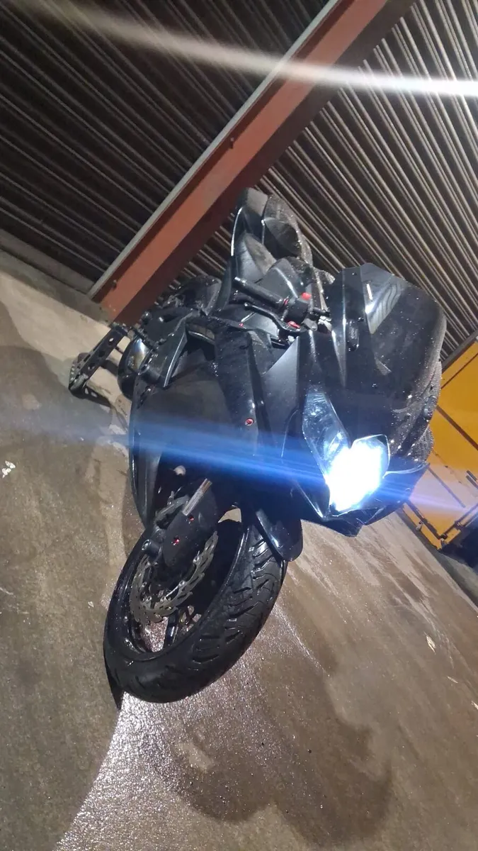 Gsxr 750 - Image 4