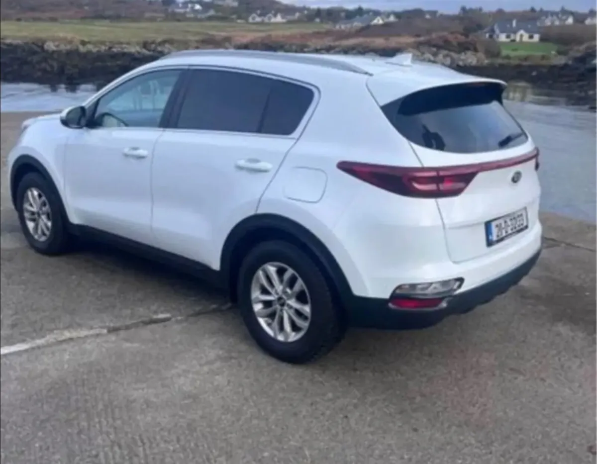 Kia Sportage 2021 - Image 2