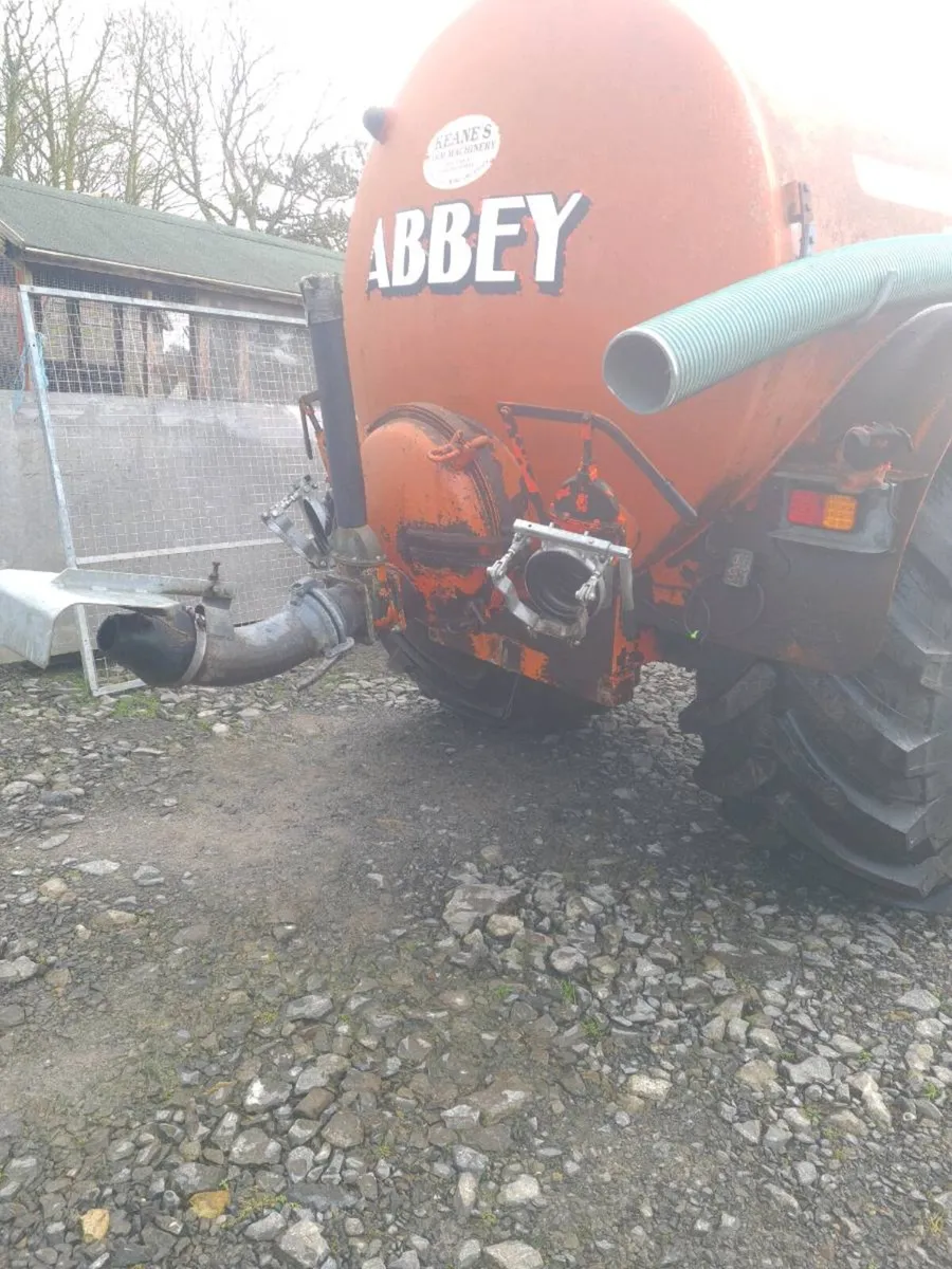 Abbey 2000 gallon slurry tanker - Image 4