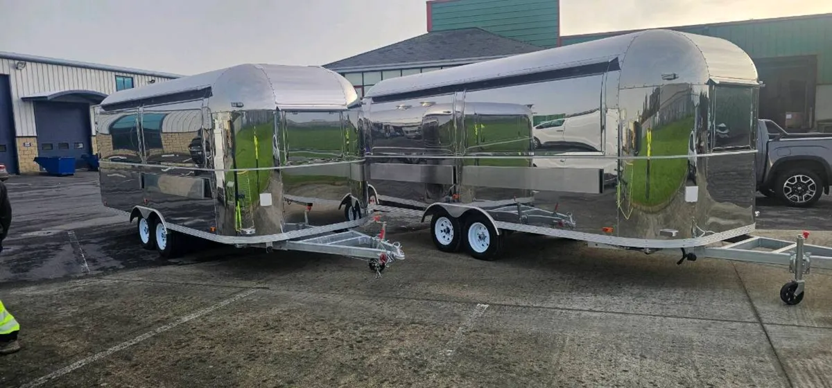 Airstream,  mobile catering  20 ft - Image 4