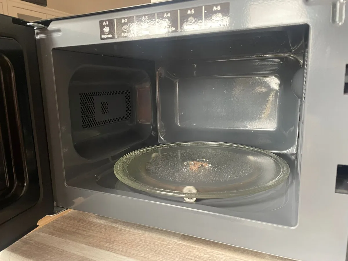 Microwave  Oven - Image 3
