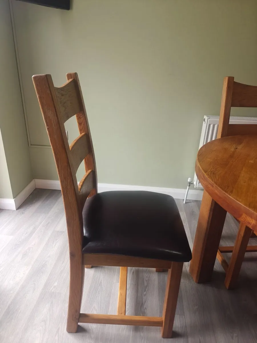 Dinning table and chairs ×4 - Image 4