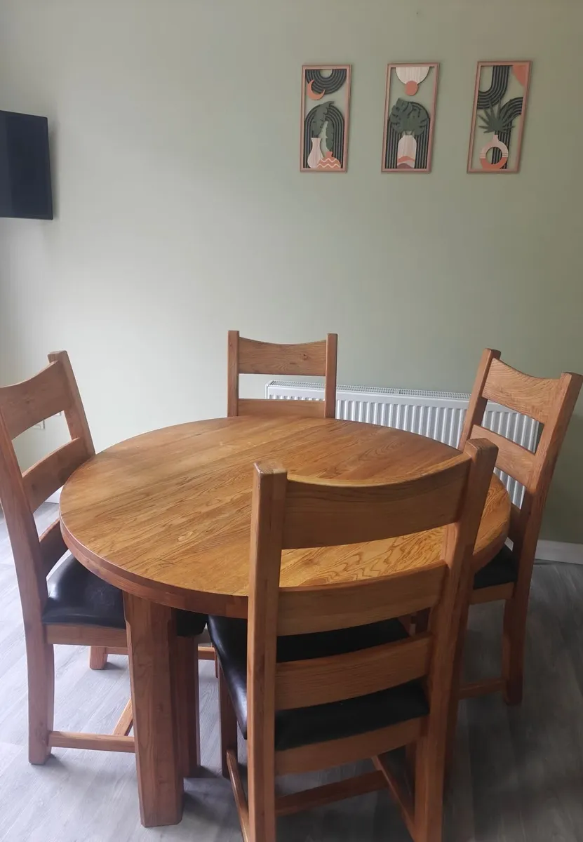 Dinning table and chairs ×4 - Image 1