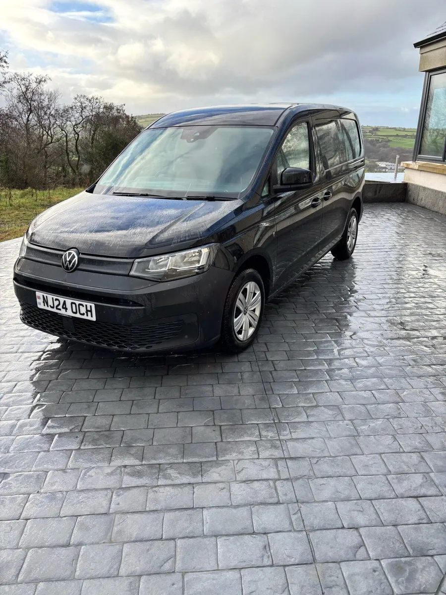 2024 Volkswagen Caddy Maxi Van - Image 2
