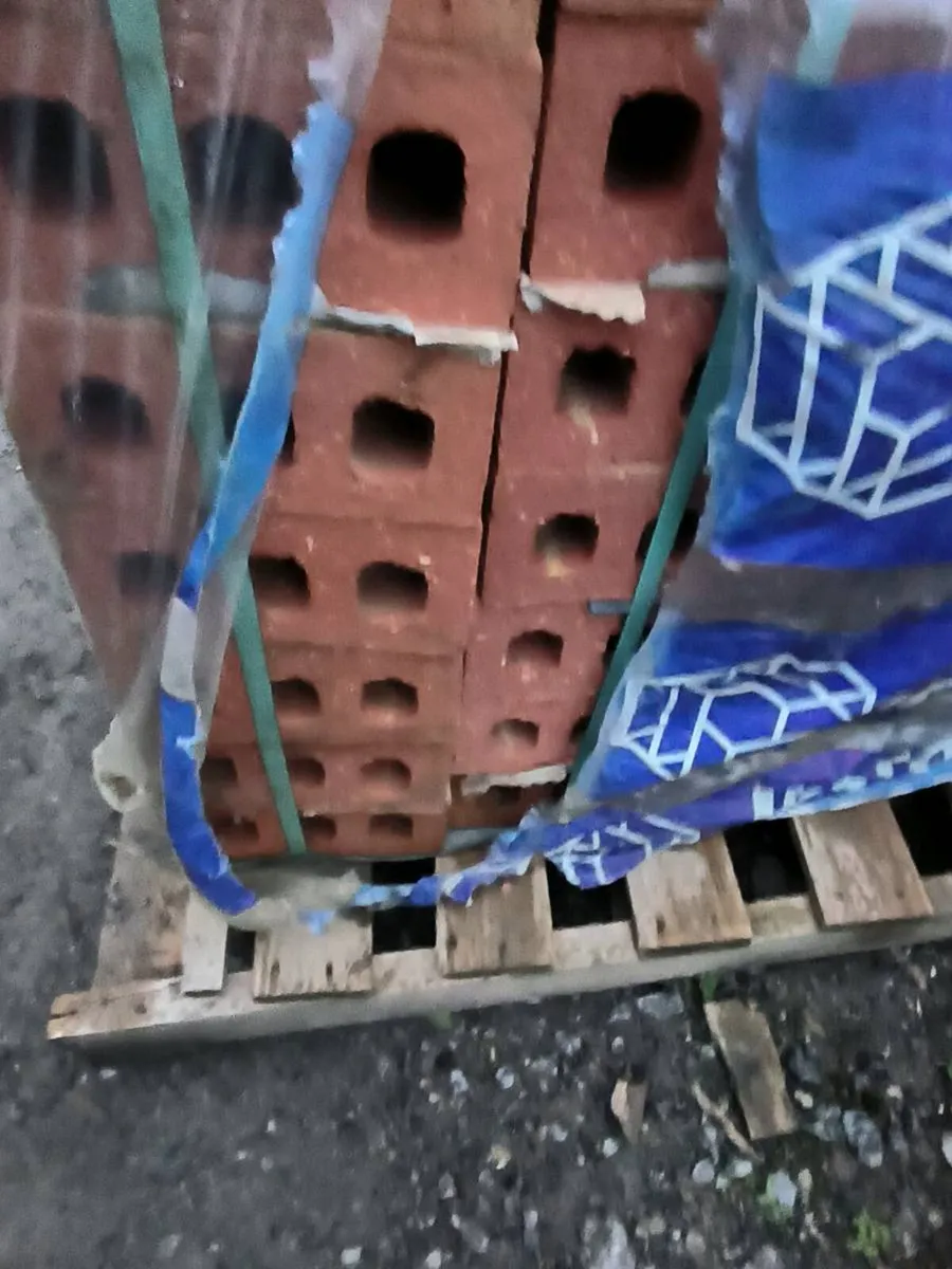 Bricks - Image 4
