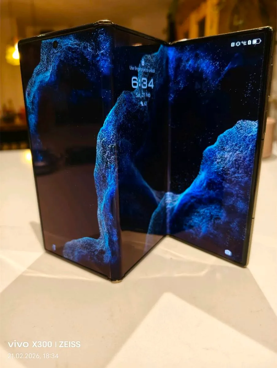 Huawei Mate XT Triple Fold - Image 1