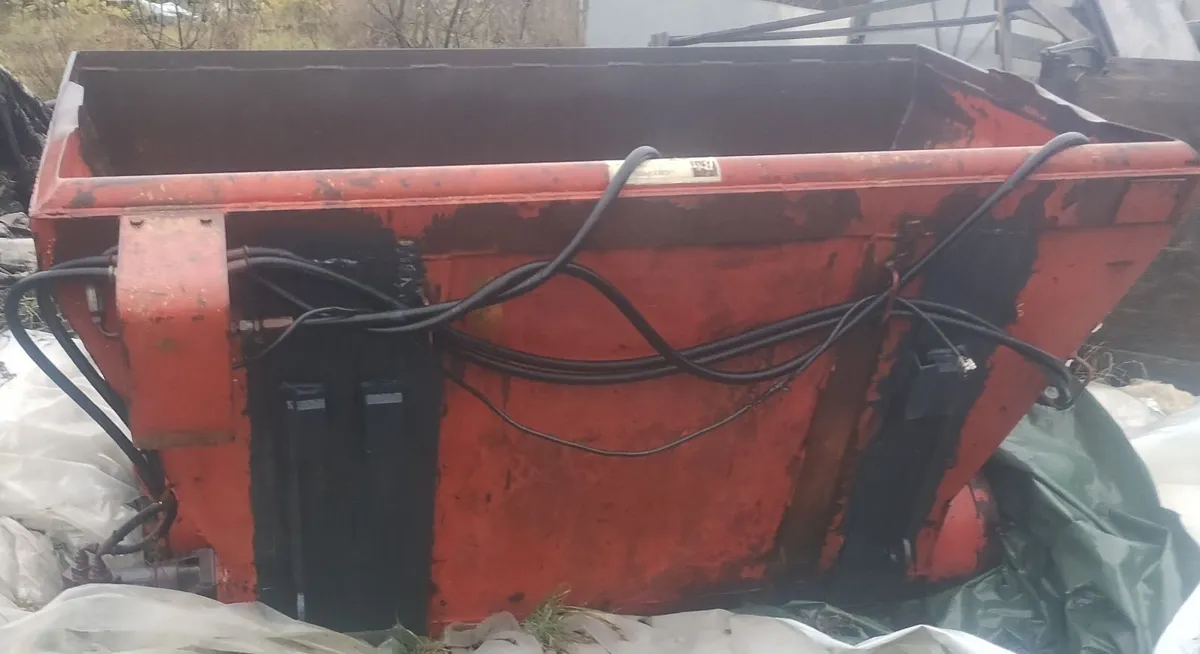 Bom dual auger Bucket - Image 4