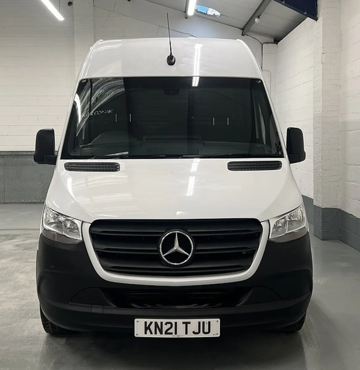 2021 Mercedes-Benz Sprinter Medium Roof Panel Van - Image 3