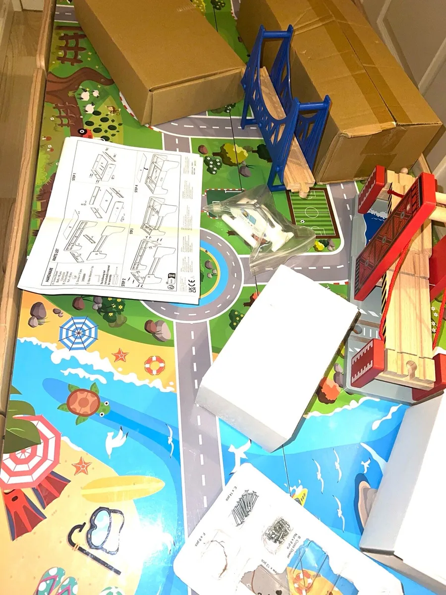 Squirrel Play Wooden Train Set Table 100 Pieces - Image 2