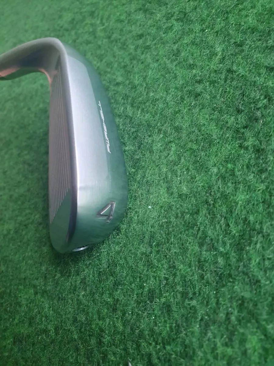 BRAND NEW COBRA UTILITY 4 CLUB - Image 3