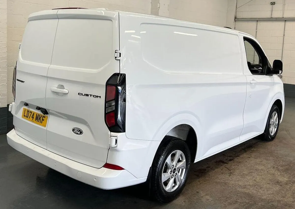 2024 Ford Transit Custom Panel Van - Image 3